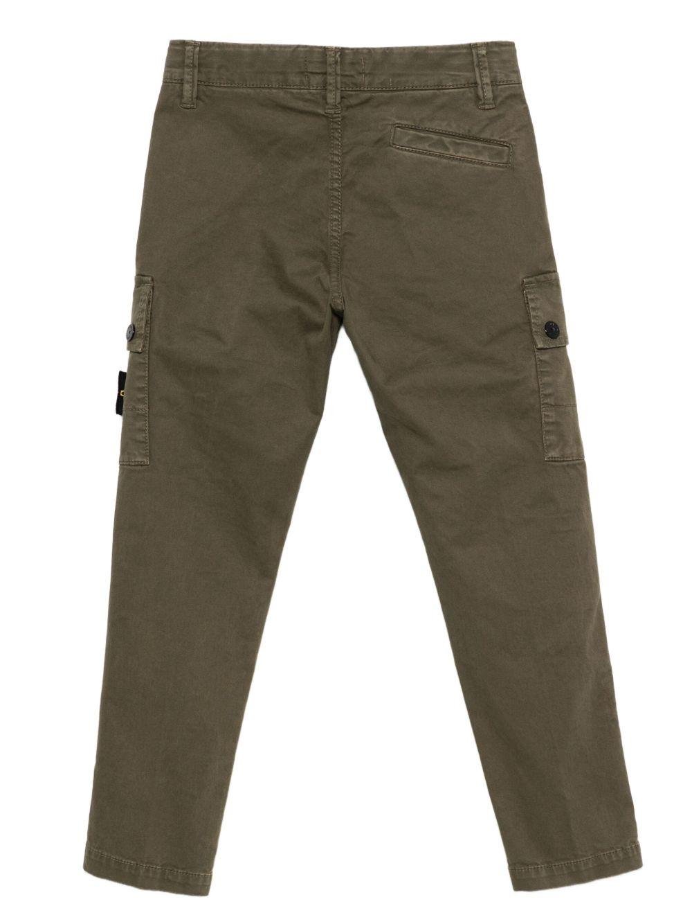 Pantaloni cargo per bambino Stone Island Junior verdi con tasca posteriore a filetto - Rubino Kids