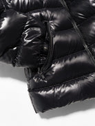Piumino New Maya per bambino Moncler Enfant nero con applicazione sulla manica con logo - Rubino Kids