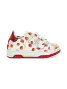 Scarpe per bambina Monnalisa bianche con stamapa grafica fragole all - over - Rubino Kids
