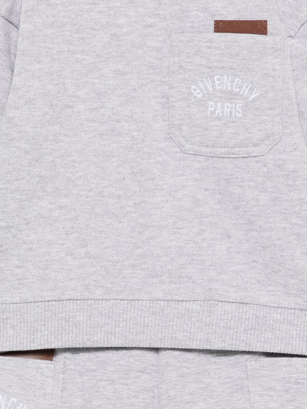 Set felpa e shorts per neonato Givenchy Kids grigio con tasca sul davanti - Rubino Kids
