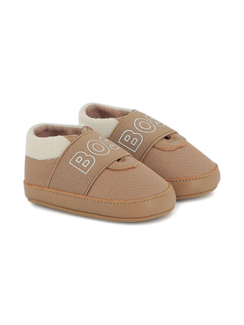 Sneakers per neonati BOSS Kids beige con logo - Rubino Kids