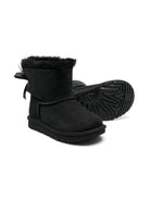 Stivaletti Mini Bailey Bow per bambina Ugg Kids neri con dettaglio fiocco posteriore - Rubino Kids