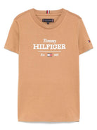 T-shirt con stampa per bambino Tommy Hilfiger Junior marrone con logo sulla manica - Rubino Kids